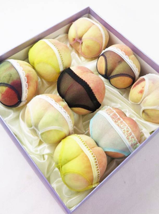 Juicy fruits:  Chinese Peaches sold in sexy lingerie