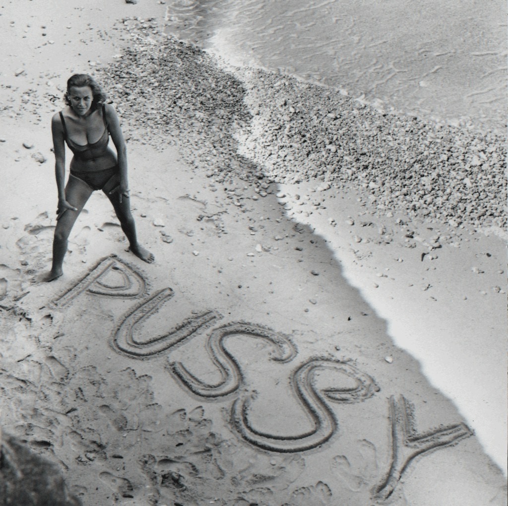 Terry O'Neill Honor Blackman as Pussy Galore, Malta, 1963 Gallery 270